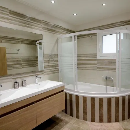 Appartement Amelia Modern House Corfu By Keyplanner *